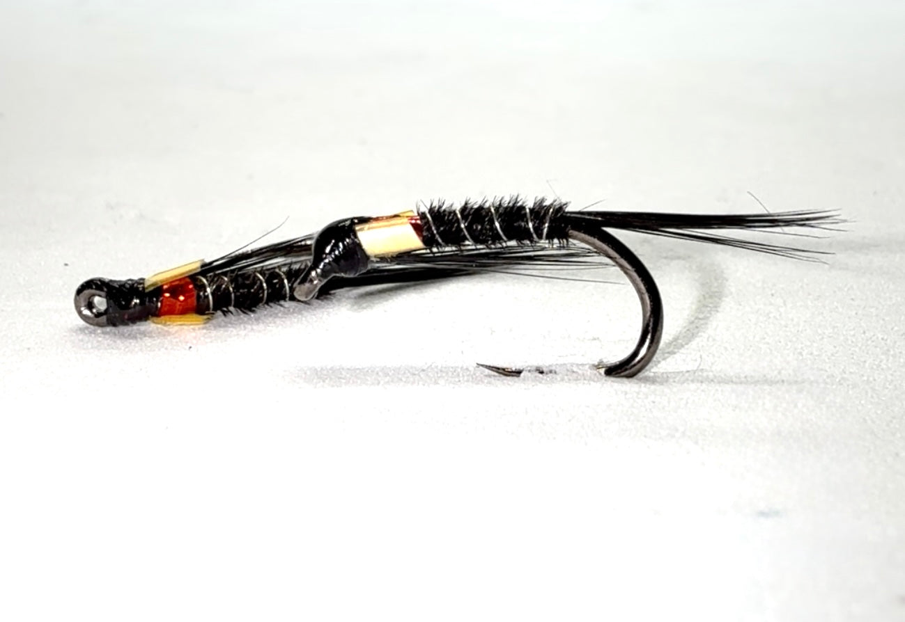 Black / Red Holo Daiwl Back