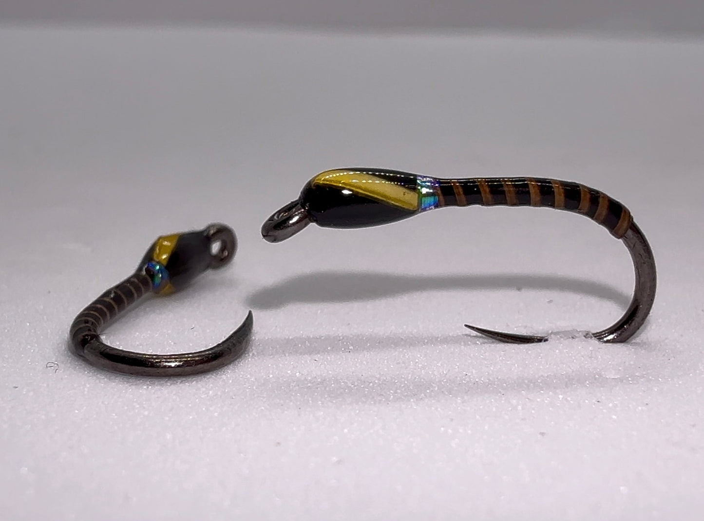 Sunburst Cheek / Pearl Stripped Quill Buzzer