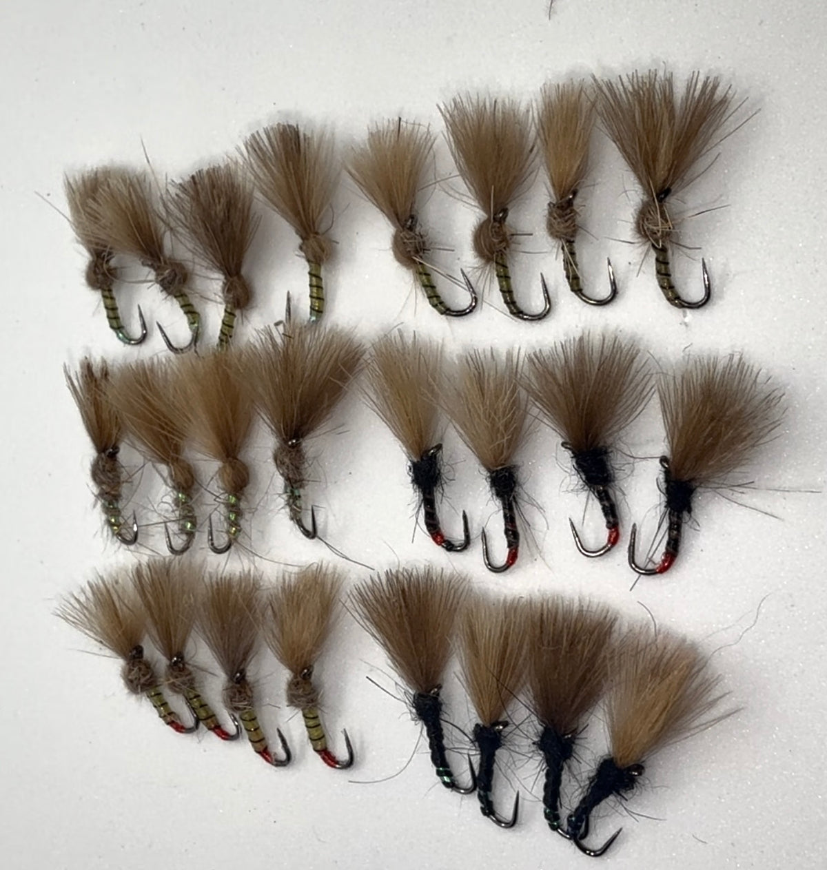Size 18 Shuttlecock Selection (24 Flies)