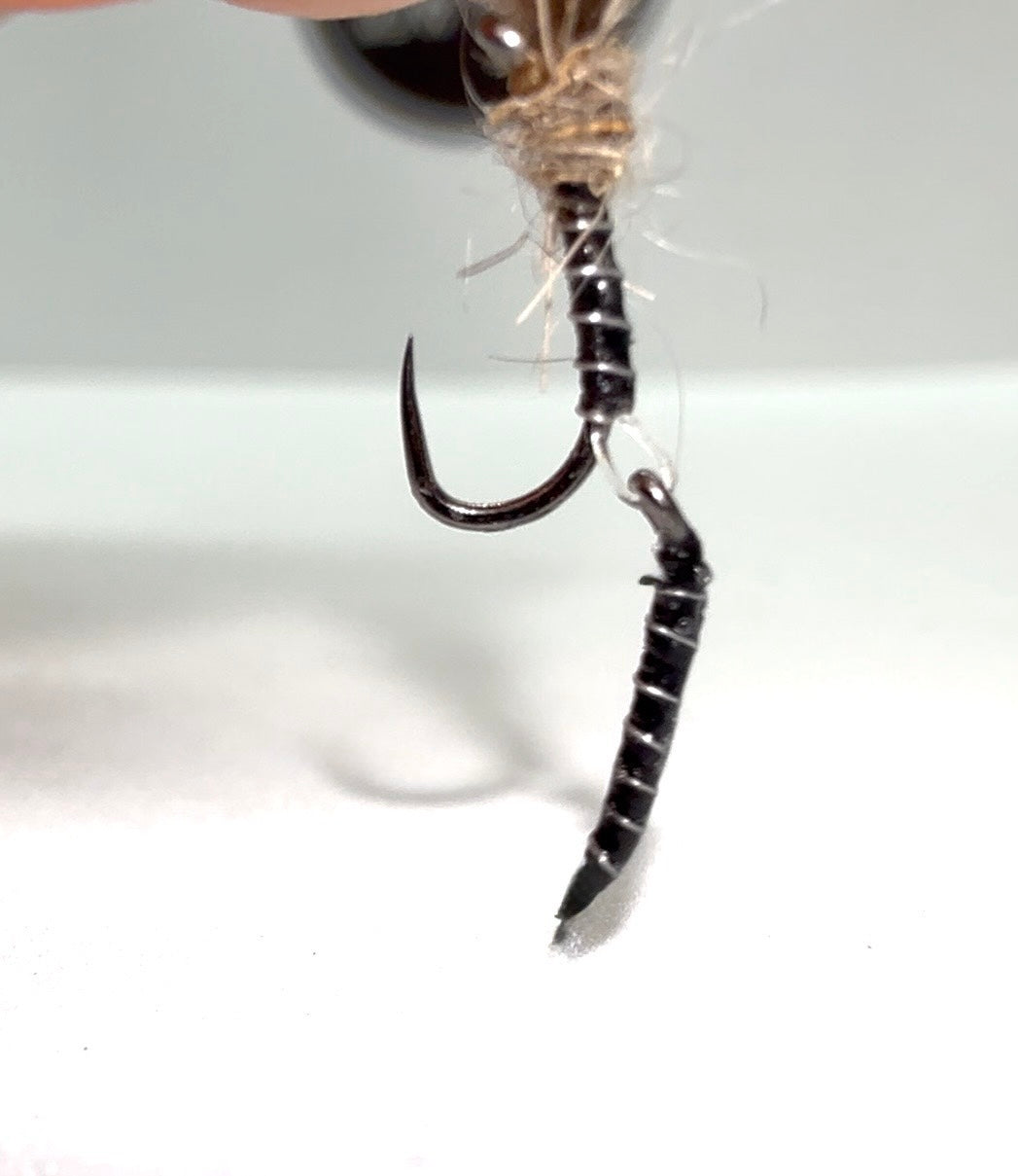 Articulated Black Shuttle Cock